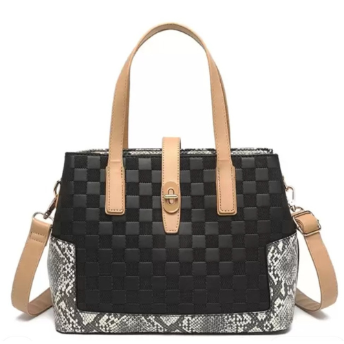 womaen black handbags
handheld black bags for girls